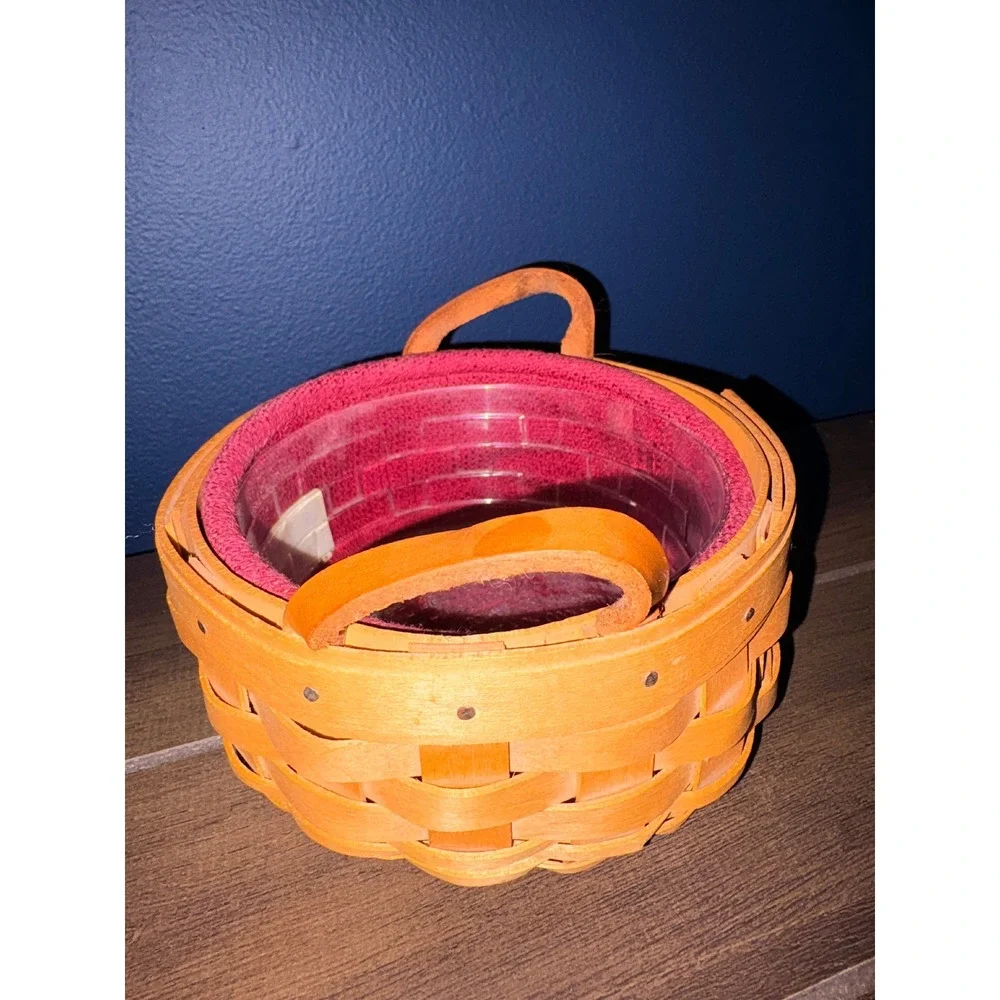 Longaberger 2002 Round Handwoven Basket with Plastic Protector Red Liner Leather